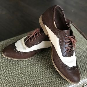 FOREVER 21 two toned oxfords